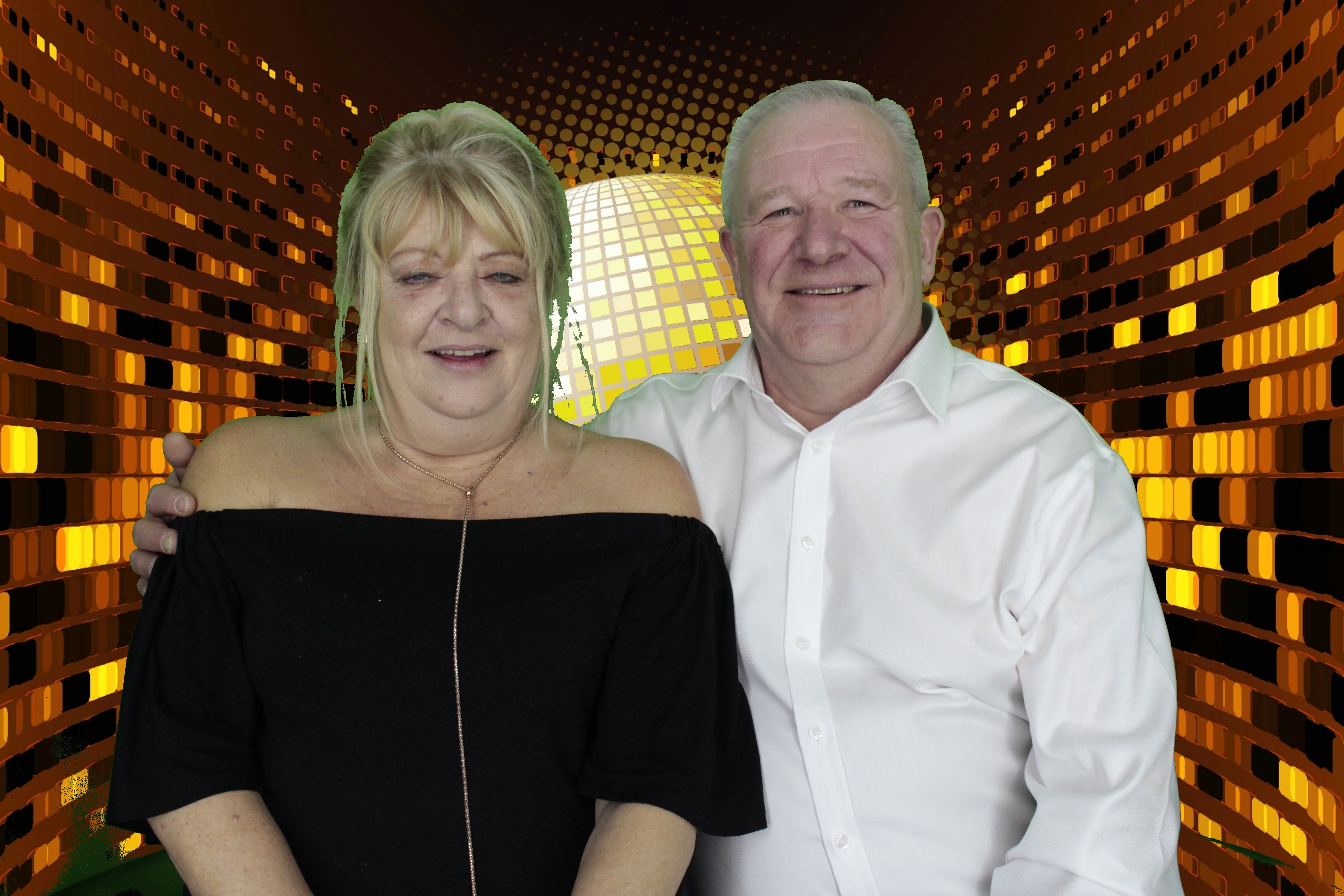 Christine's 60th Birthday | View more photos from the event at gallery.myphotoboothexperience.co.uk/u/MyPhotoBoothExperienceLtd/Christines-60th-Birthday